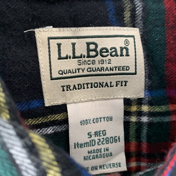 Men's Scotch Plaid Flannel Shirt, Traditional Fit Black Tartan - Picture 3 of 4